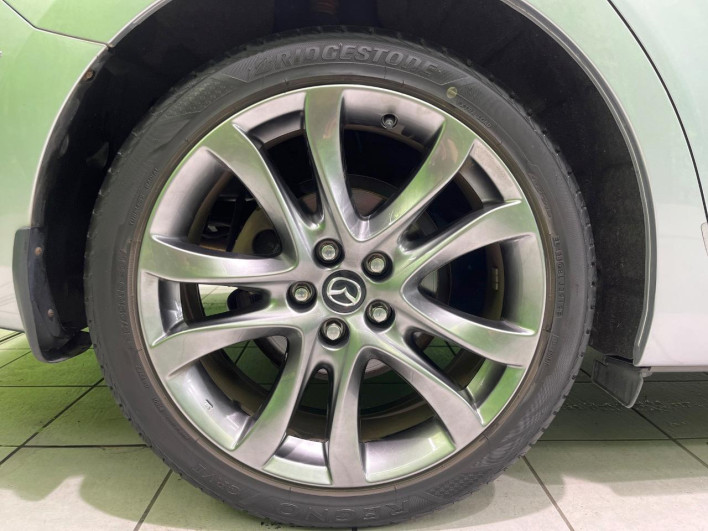 2015 Mazda Atenza Wagon LDA-GJ2AW (UW-6a1ba5fcea3ad)[14]