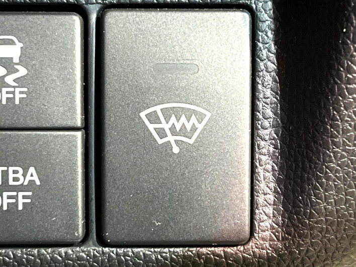 2013 Honda Fit DBA-GK4 (UW-6a1ba5feee43e)[9]