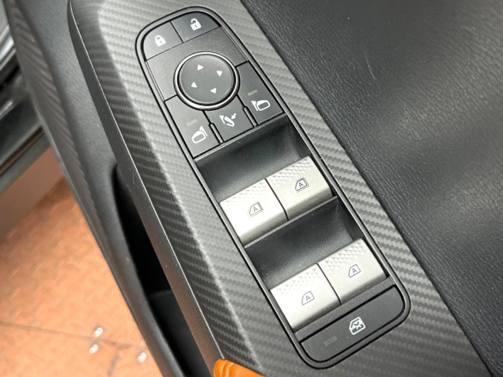 2021 Mitsubishi OUTLANDER PHEV 5LA-GN0W (UW-6a1ba5ff50d22)[28]