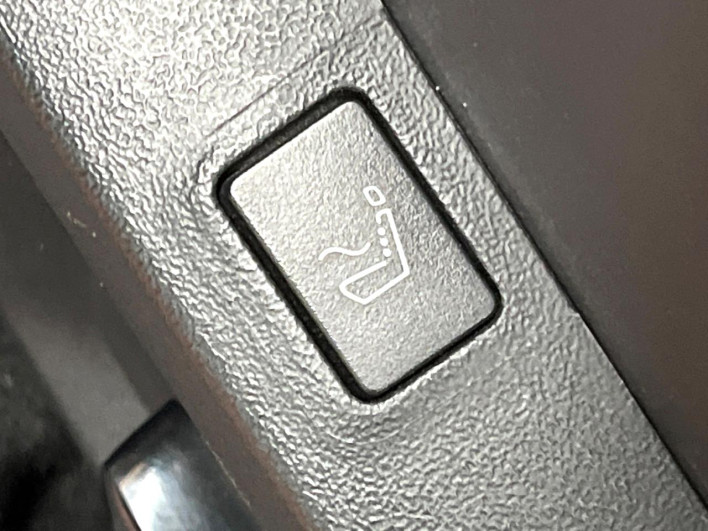2021 Mitsubishi OUTLANDER PHEV 5LA-GN0W (UW-6a1ba5ff50d22)[15]