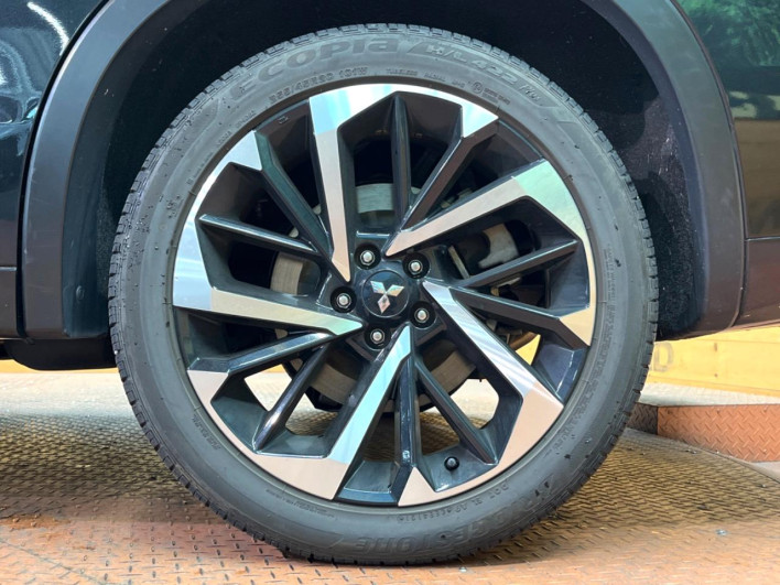 2021 Mitsubishi OUTLANDER PHEV 5LA-GN0W (UW-6a1ba5ff50d22)[23]