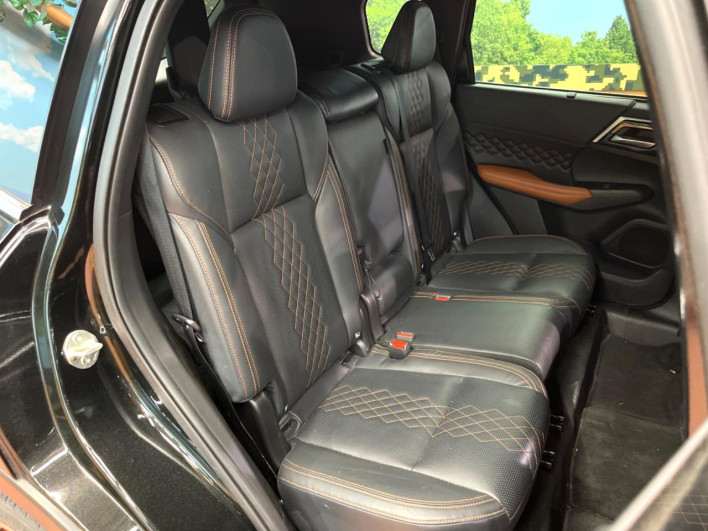 2021 Mitsubishi OUTLANDER PHEV 5LA-GN0W (UW-6a1ba5ff50d22)[9]