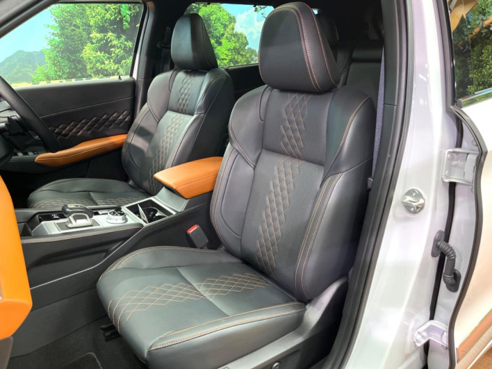 2023 Mitsubishi OUTLANDER PHEV 5LA-GN0W (UW-6a1ba6004ac1a)[14]