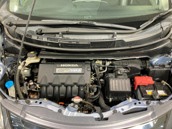 2014 Honda Freed hybrid DAA-GP3 (UW-6a1ba60173459)[23]