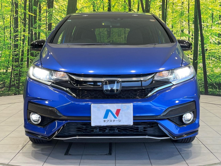 2017 Honda Fit Hybrid DAA-GP5 (UW-6a1ba601b8ff3)[23]