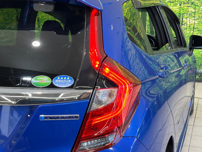 2017 Honda Fit Hybrid DAA-GP5 (UW-6a1ba601b8ff3)[26]