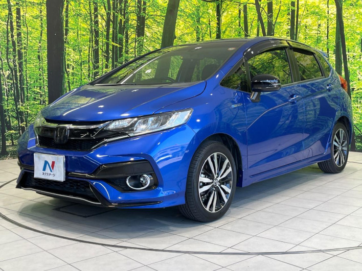 2017 Honda Fit Hybrid DAA-GP5 (UW-6a1ba601b8ff3)[13]