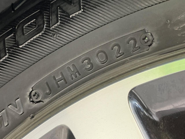 2017 Honda Fit Hybrid DAA-GP5 (UW-6a1ba601b8ff3)[6]