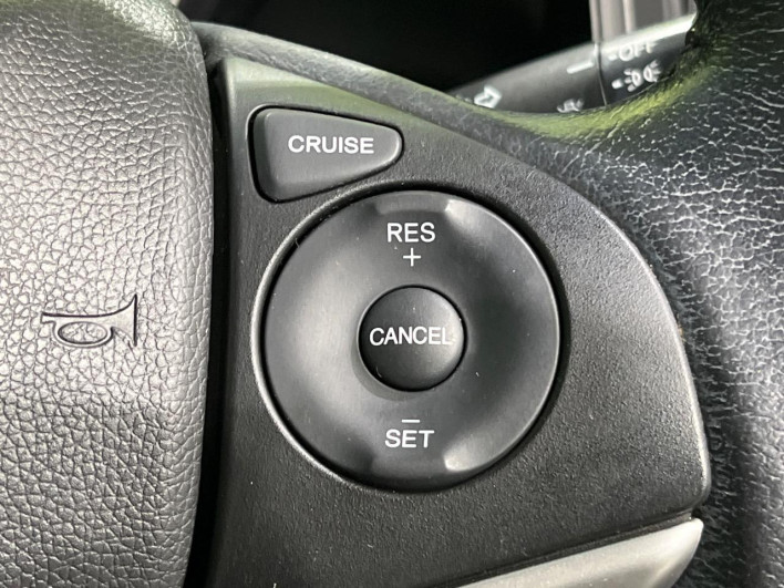 2016 Honda Fit Hybrid DAA-GP5 (UW-6a1ba6027221c)[19]
