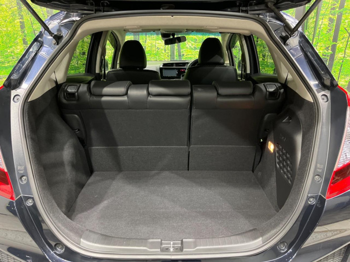 2016 Honda Fit Hybrid DAA-GP5 (UW-6a1ba6027221c)[7]