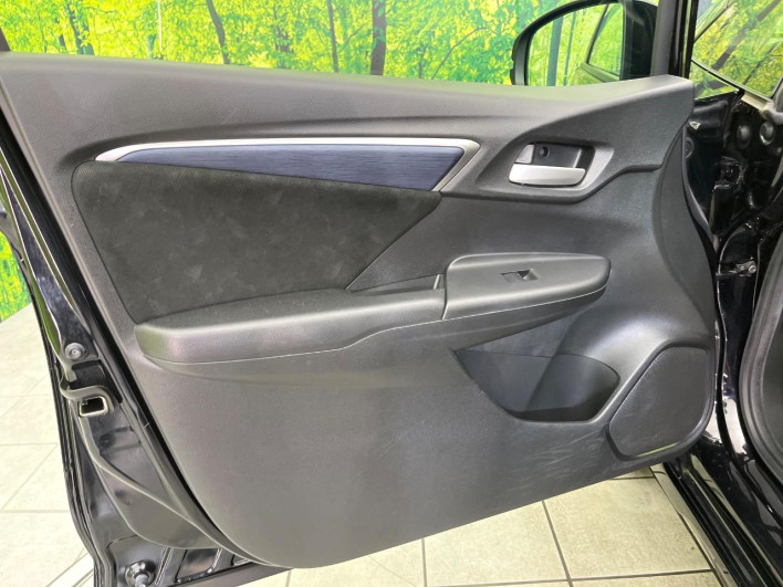 2017 Honda SHUTTLE DAA-GP8 (UW-6a1ba6046759f)[28]