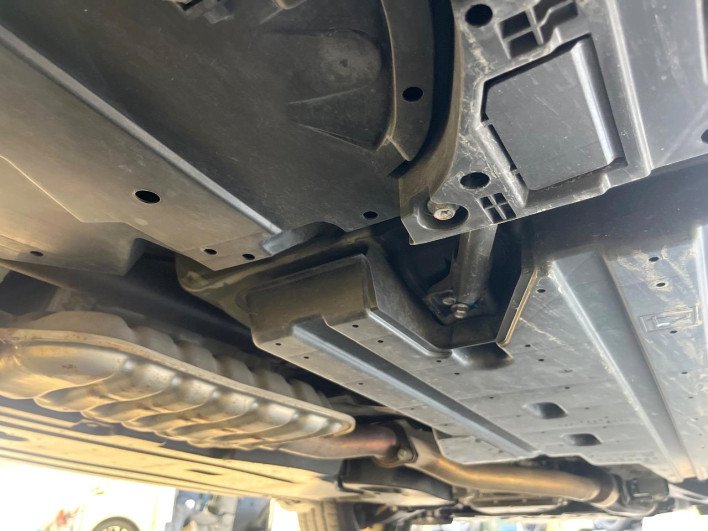 2014 Subaru XV HYBRID DAA-GPE (UW-6a1ba60477068)[17]