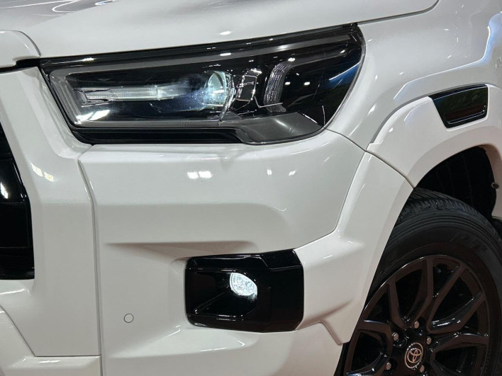 2023 Toyota Hilux 3DF-GUN125 (UW-6a1ba6110a2e5)[8]