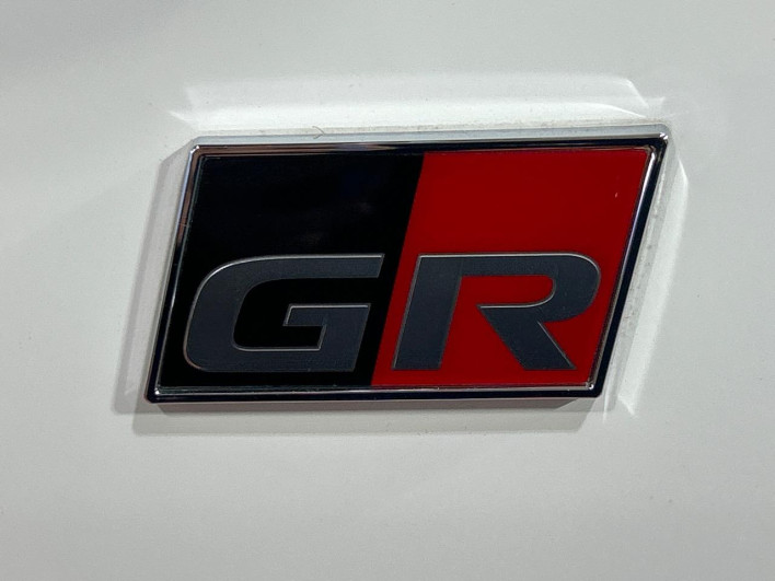 2023 Toyota Hilux 3DF-GUN125 (UW-6a1ba6110a2e5)[14]