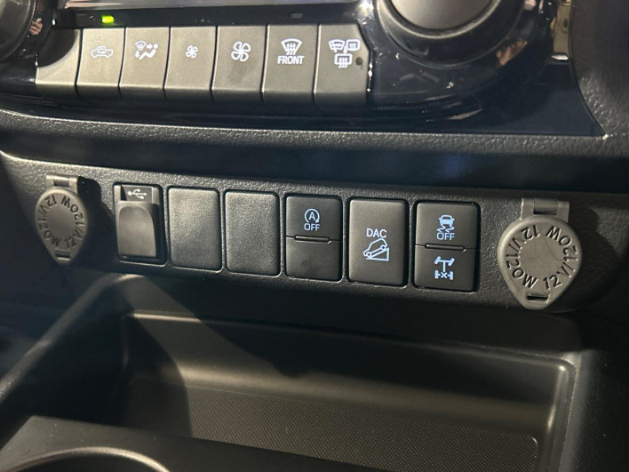 2023 Toyota Hilux 3DF-GUN125 (UW-6a1ba6110a2e5)[20]