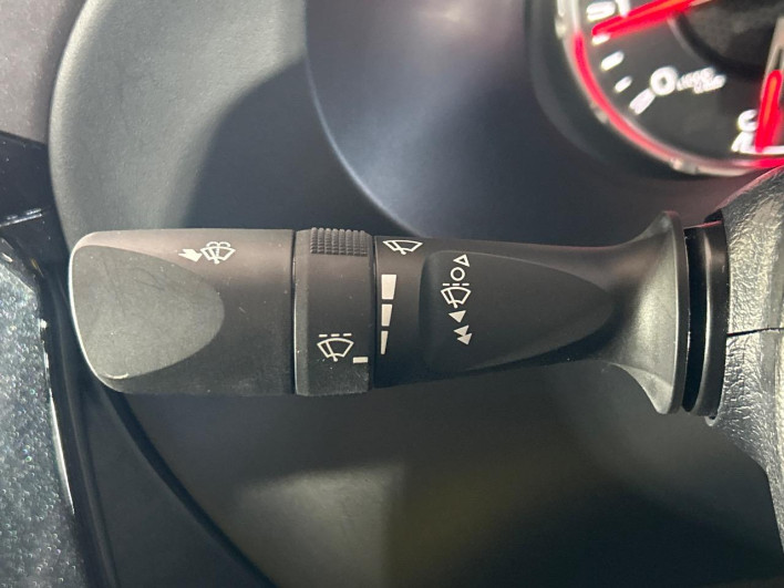 2023 Toyota Hilux 3DF-GUN125 (UW-6a1ba6110a2e5)[28]