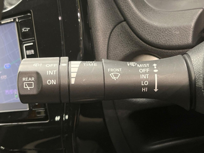 2016 Nissan Note DAA-HE12 (UW-6a1ba6178def8)[13]