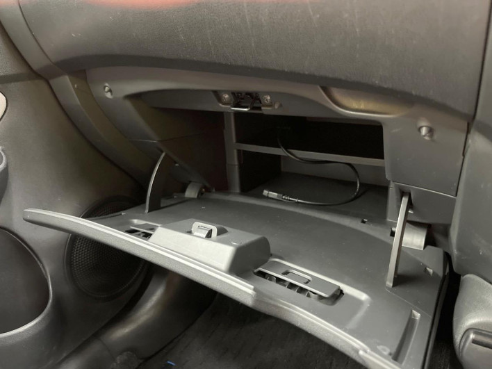 2016 Nissan Note DAA-HE12 (UW-6a1ba6178def8)[26]