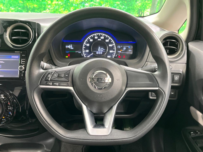 2017 Nissan Note DAA-HE12 (UW-6a1ba617b4d4c)[24]