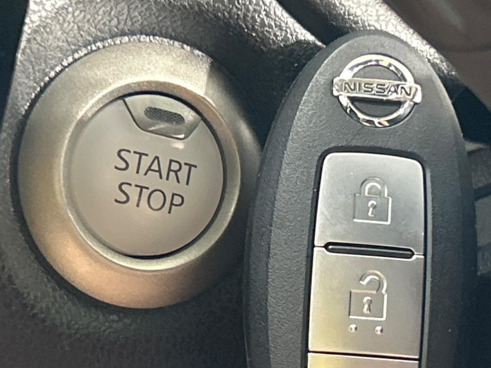 2017 Nissan Note DAA-HE12 (UW-6a1ba6189d8b0)[26]