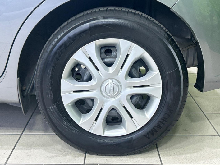 2017 Nissan Note DAA-HE12 (UW-6a1ba6189d8b0)[7]