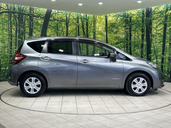 2017 Nissan Note DAA-HE12 (UW-6a1ba6189d8b0)[17]