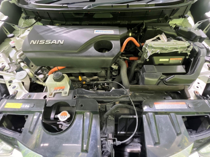 2015 Nissan X-Trail DAA-HNT32 (UW-6a1ba62634328)[4]