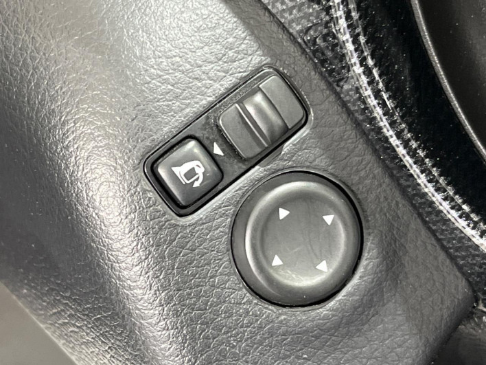 2015 Nissan X-Trail DAA-HNT32 (UW-6a1ba62634328)[18]