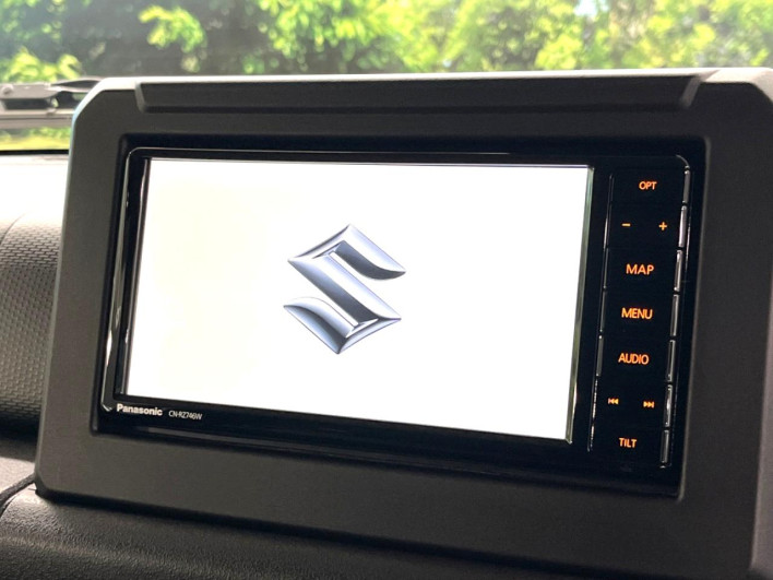 2018 Suzuki Jimny 3BA-JB64W (UW-6a1ba6297bfd2)[17]