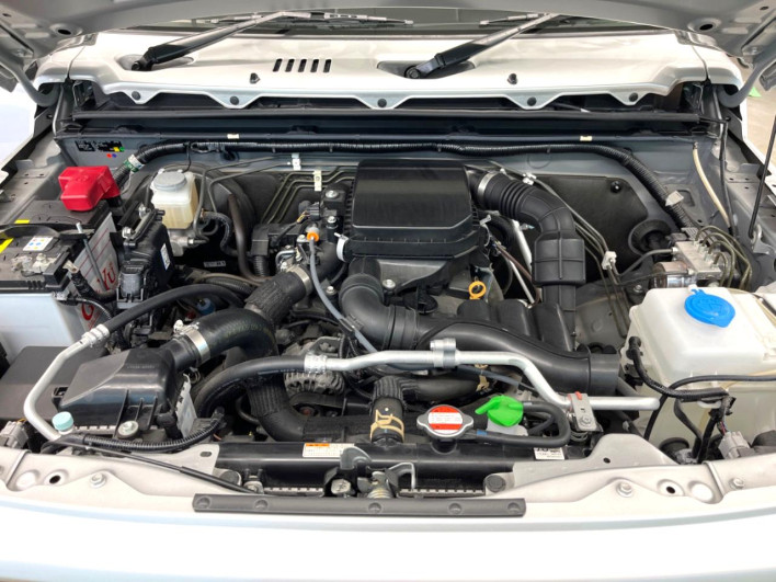 2018 Suzuki Jimny 3BA-JB64W (UW-6a1ba6297bfd2)[4]