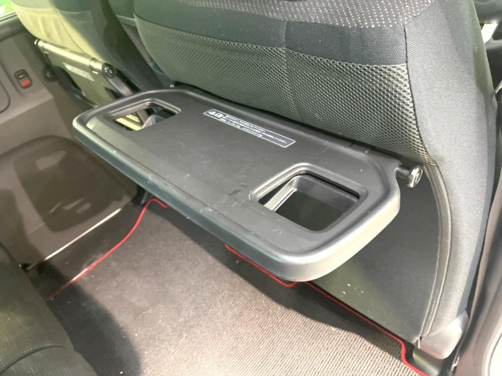 2016 Honda N-BOX DBA-JF1 (UW-6a1ba634a7f78)[23]