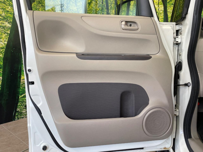 2017 Honda N-BOX DBA-JF1 (UW-6a1ba63635ff3)[27]