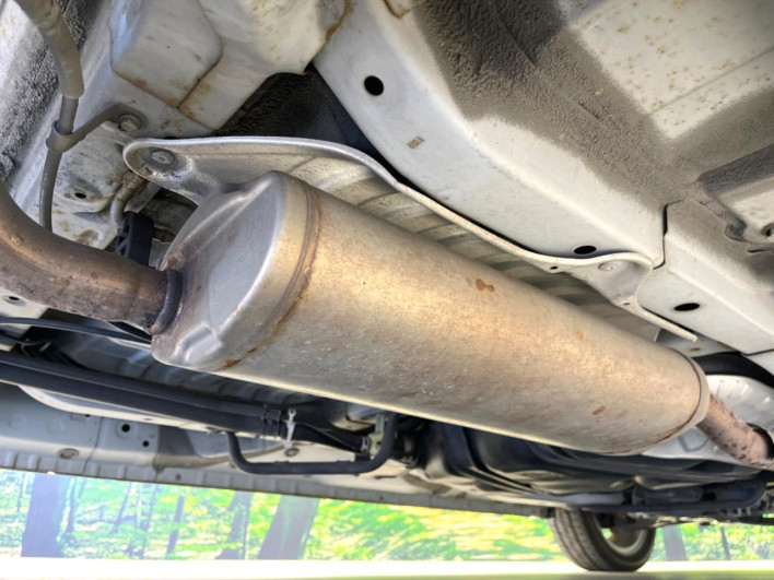 2015 Honda N-BOX CUSTOM DBA-JF1 (UW-6a1ba6378ec4f)[28]