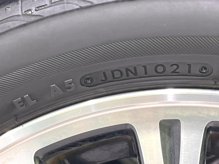 2015 Honda N-BOX CUSTOM DBA-JF1 (UW-6a1ba6378ec4f)[15]
