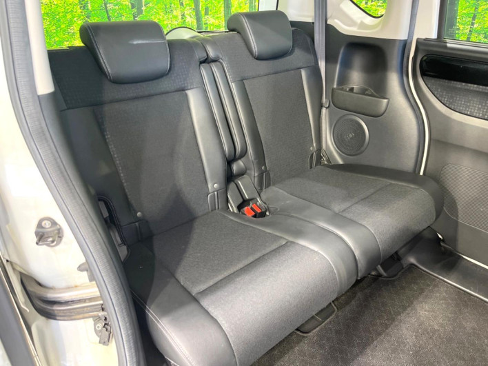 2015 Honda N-BOX CUSTOM DBA-JF1 (UW-6a1ba6378ec4f)[9]