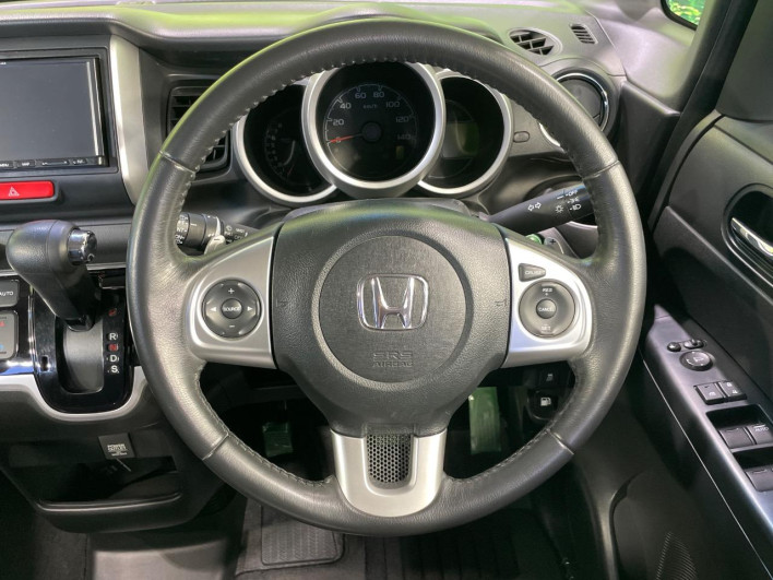 2015 Honda N-BOX DBA-JF1 (UW-6a1ba637ac17b)[28]