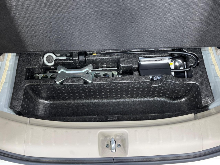 2017 Honda N-BOX DBA-JF2 (UW-6a1ba638c4013)[8]