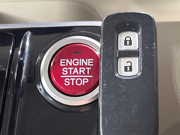 2017 Honda N-BOX DBA-JF2 (UW-6a1ba638c4013)[18]