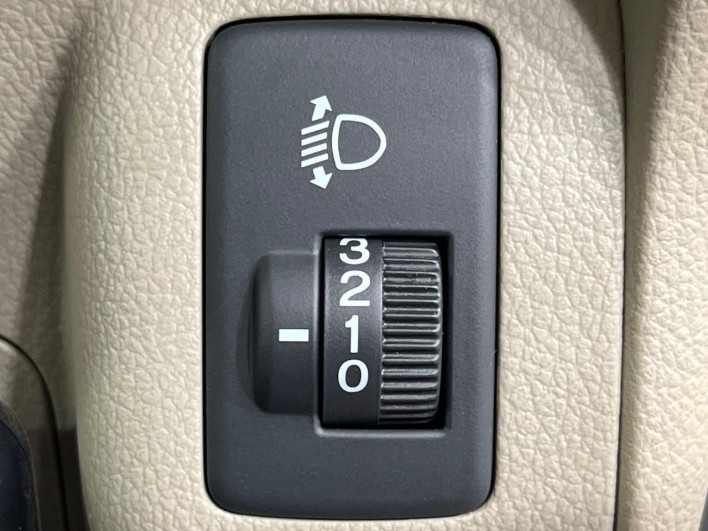 2017 Honda N-BOX DBA-JF2 (UW-6a1ba638c4013)[15]