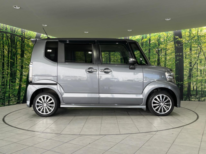 2014 Honda N-BOX CUSTOM DBA-JF2 (UW-6a1ba6393ff56)[8]