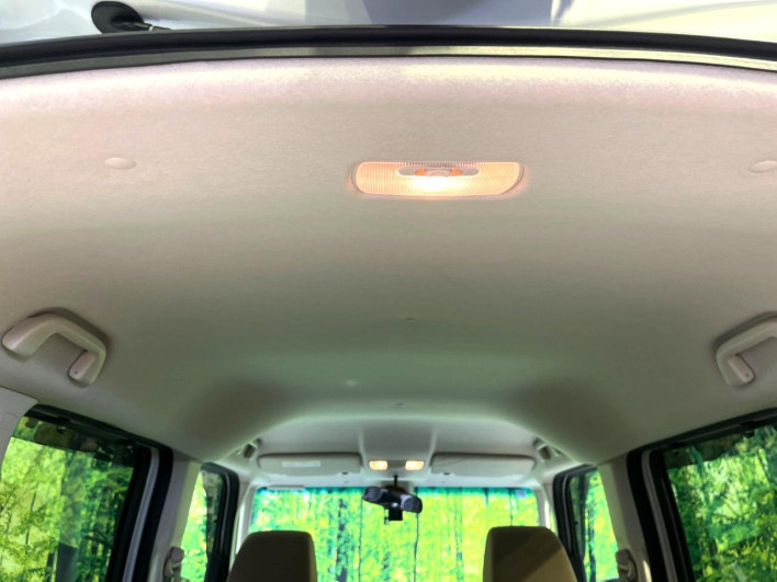 2018 Honda N-BOX DBA-JF3 (UW-6a1ba63bcb748)[17]