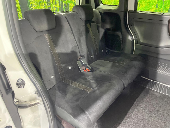 2018 Honda N-BOX CUSTOM DBA-JF3 (UW-6a1ba63c2f492)[27]