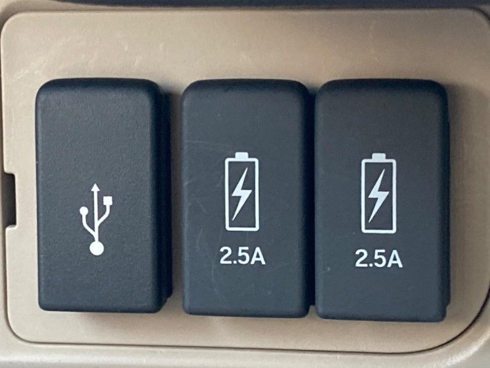 2019 Honda N-BOX DBA-JF3 (UW-6a1ba63c7d6a0)[15]