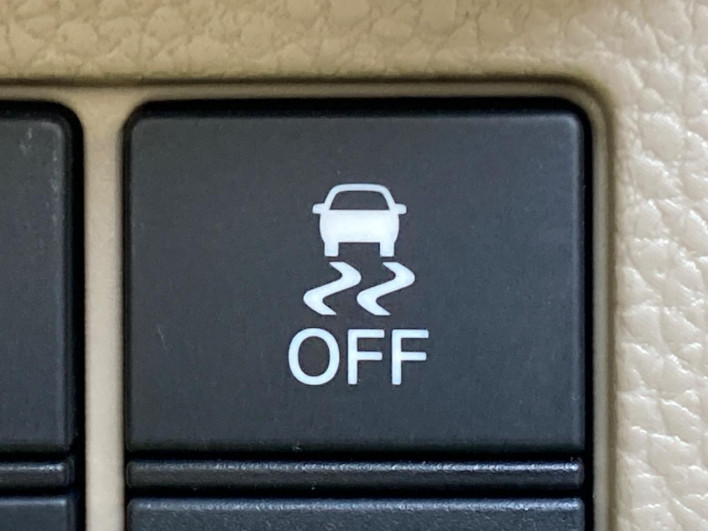 2019 Honda N-BOX DBA-JF3 (UW-6a1ba63c7d6a0)[6]