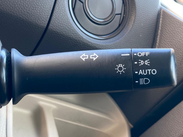 2019 Honda N-BOX DBA-JF3 (UW-6a1ba63c7d6a0)[23]