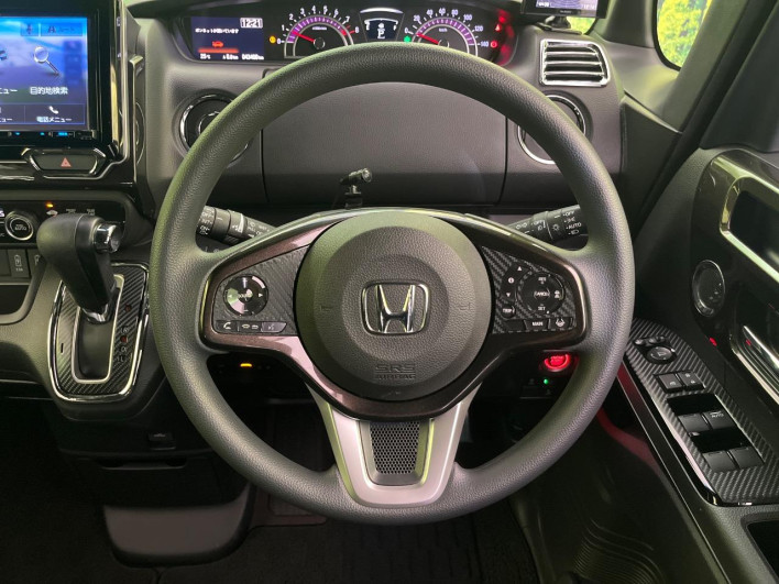 2019 Honda N-BOX CUSTOM DBA-JF3 (UW-6a1ba63dd5d91)[13]