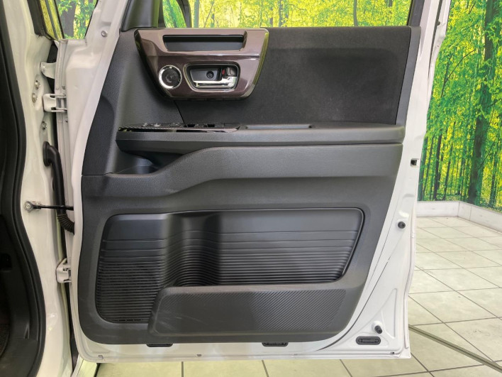2019 Honda N-BOX CUSTOM DBA-JF3 (UW-6a1ba63dd5d91)[14]
