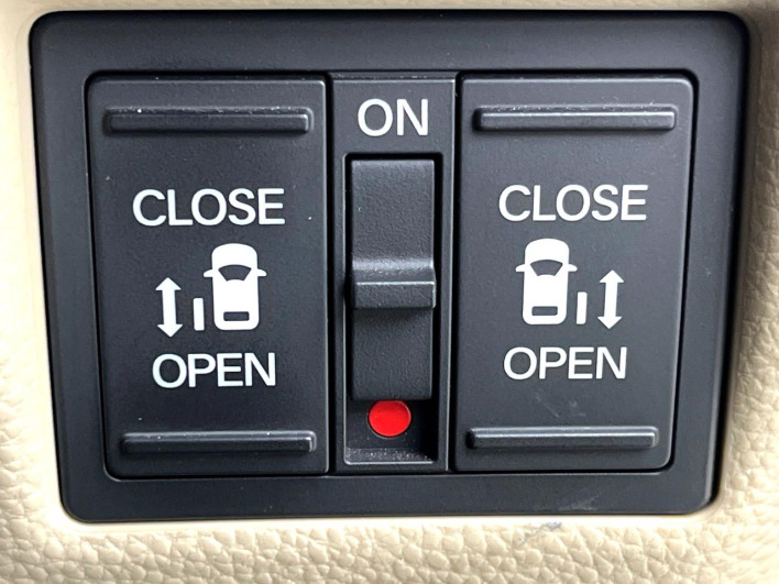 2019 Honda N-BOX DBA-JF3 (UW-6a1ba63e5ecfc)[10]