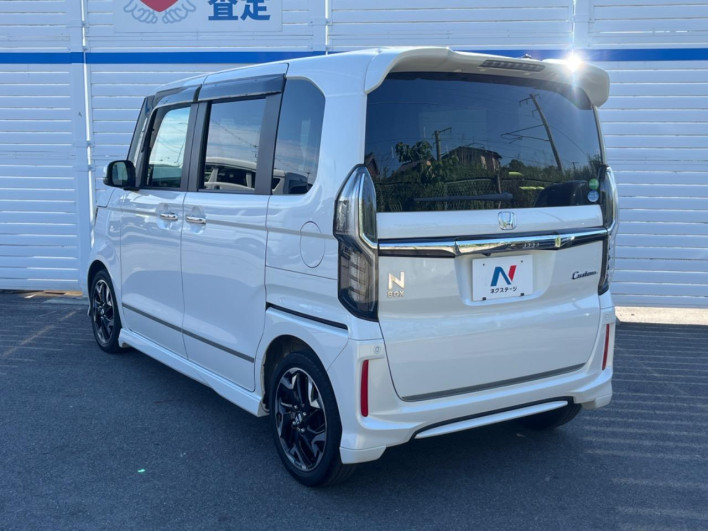 2019 Honda N-BOX CUSTOM DBA-JF3 (UW-6a1ba640b7865)[24]