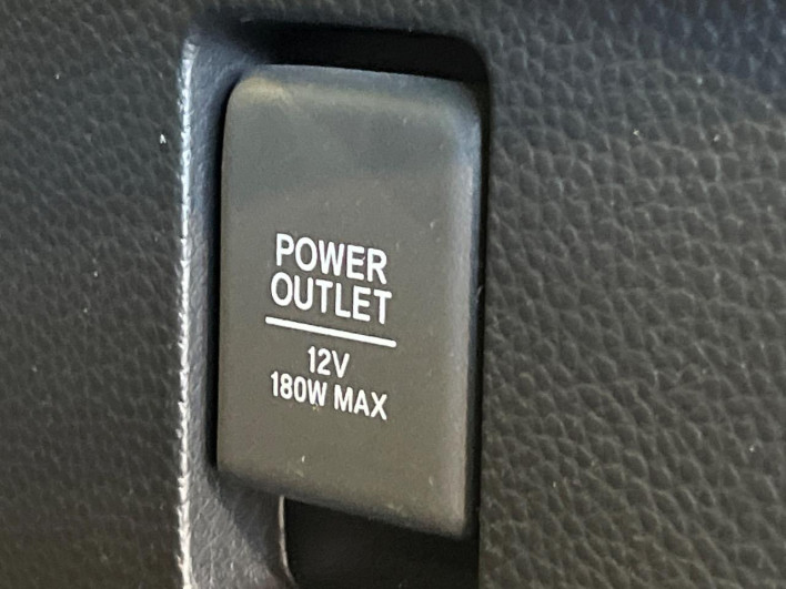 2022 Honda N-BOX CUSTOM 6BA-JF3 (UW-6a1ba641afaeb)[28]